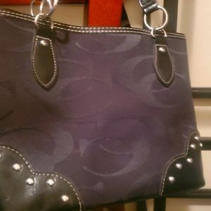 Woman handbag black